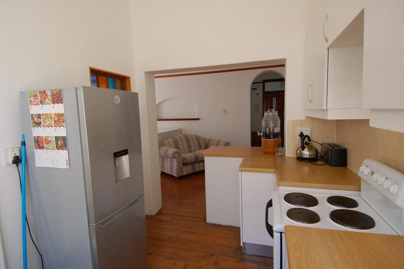 To Let 2 Bedroom Property for Rent in Bantry Bay Western Cape